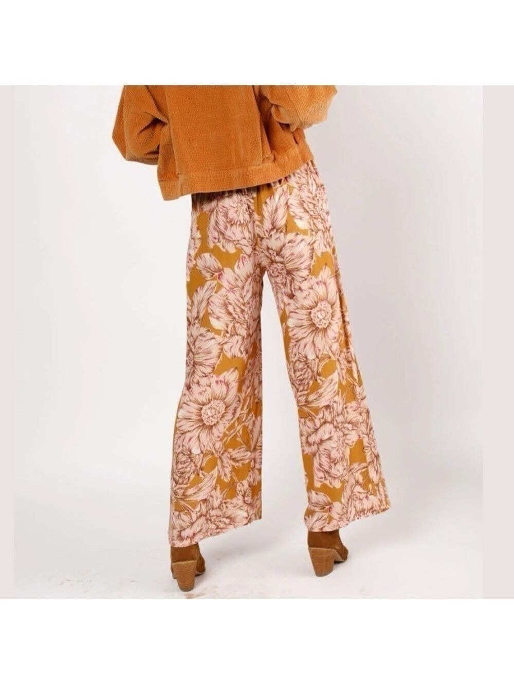 Band of the Free Arizona Gold Floral Wide Leg Pants Small - Picture 3 of 13